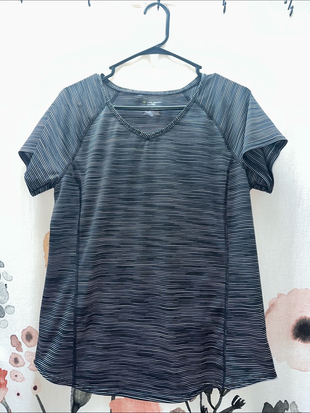 tek gear Black & White Striped Short Sleeve Scoop Tee